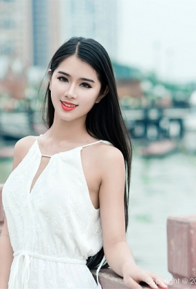 [DKGirl御女郎]Vol.025_嫩模啊宝宝居家床上粉红内衣秀完美身材半露豪乳诱惑写真53P