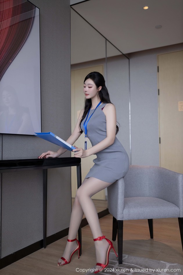 [Xiuren秀人网]2024.11.22 NO.9493 小逗逗[82P-785.6M]