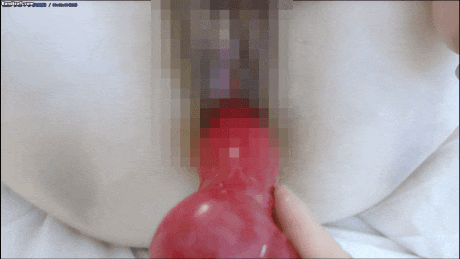 【独家破解资源】超级重磅『秀人网晚苏susu』首次真实肉棒插入做爱 紫薇抽插2V+83P