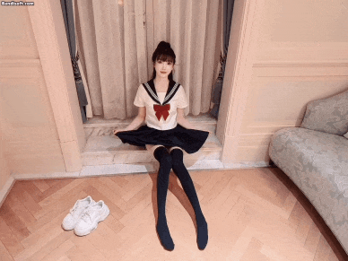 【独家破解资源】❤秀人网 陆萱萱❤ JK套装 丁字死库水勒逼 揉奶摸逼 超顶3V+90P