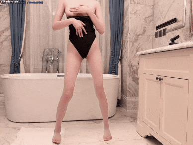 【独家破解资源】❤秀人网 陆萱萱❤ JK套装 丁字死库水勒逼 揉奶摸逼 超顶3V+90P