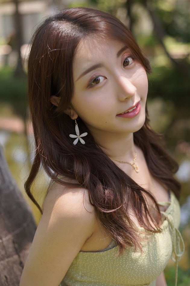 黑川 – NO.074 海岛之旅真爱版-绿色连衣裙[17P-181.3M]